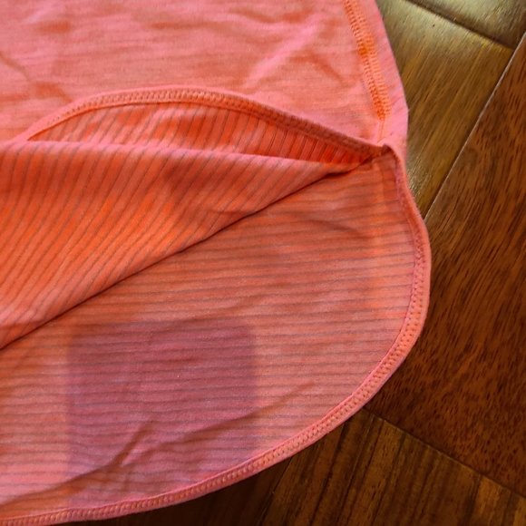 Lululemon tank top - Picture 3 of 6